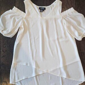 Karen Kane Cold Shoulder Top, White, Size S